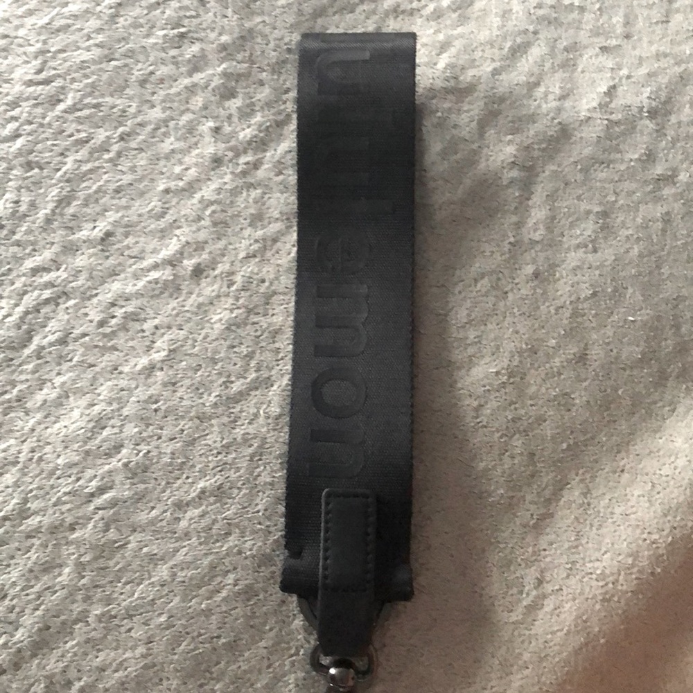 Lululemon Never Lost Keychain🤍